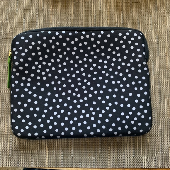 Kate Spade Ipad Spotty Case - Black & White Dots - Picture 2 of 4